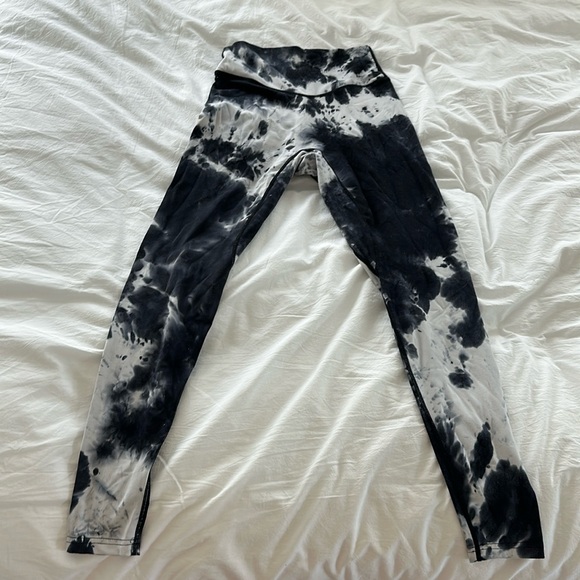 Balance Athletics leggings - Picture 2 of 5